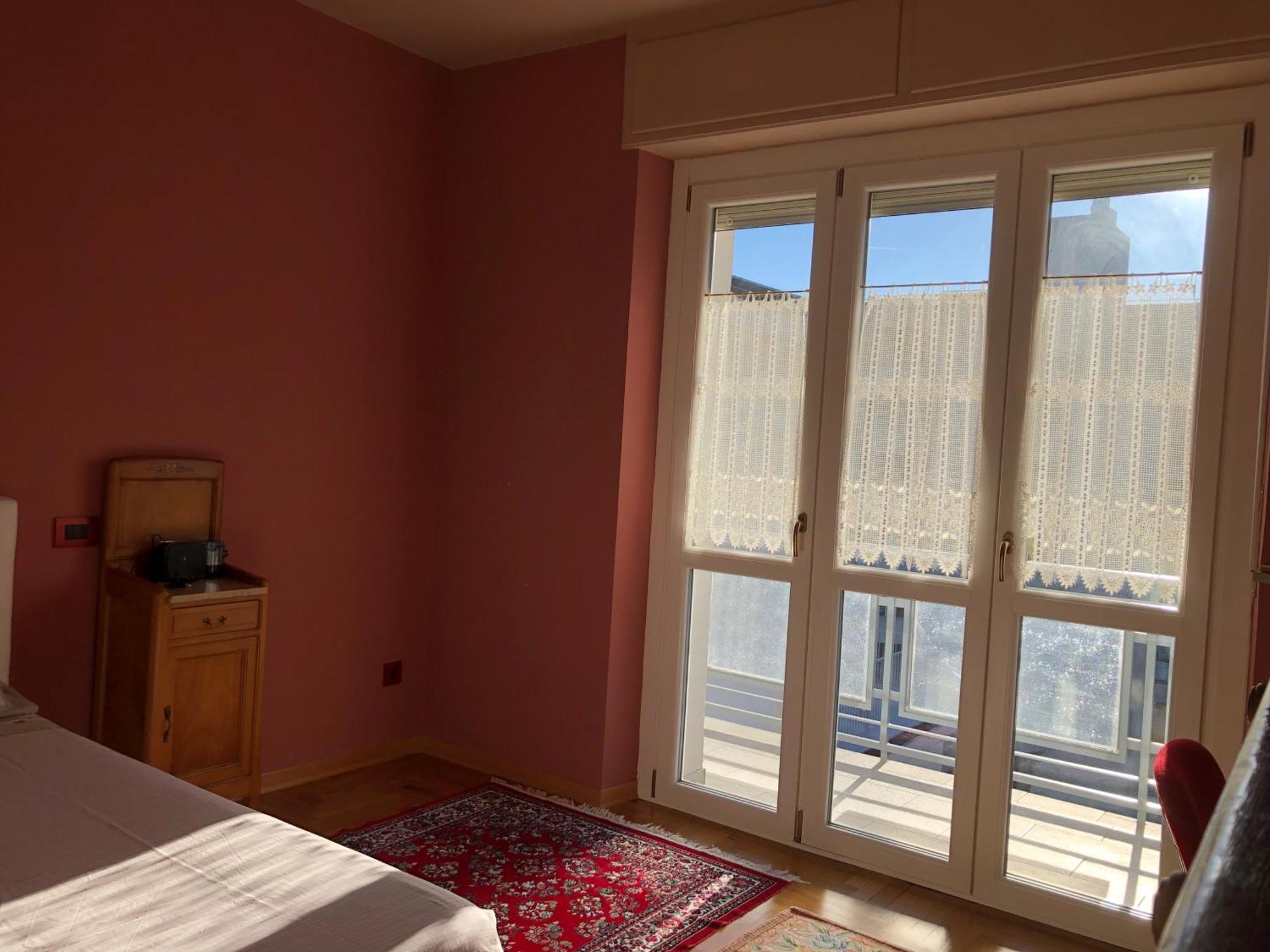 Ferienwohnung Attico Chez Renee Aosta Exterior foto