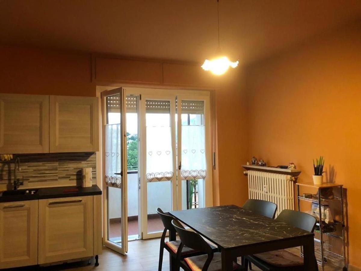 Ferienwohnung Attico Chez Renee Aosta Exterior foto